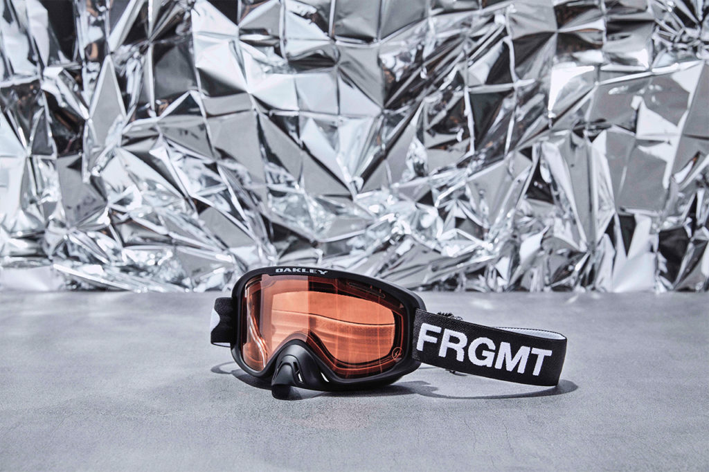 O FRAME 2.0 XM Fragment フレーム：Fragment Matte Black　レンズ：Dark Grey & Persimmon ￥12,700 + TAX