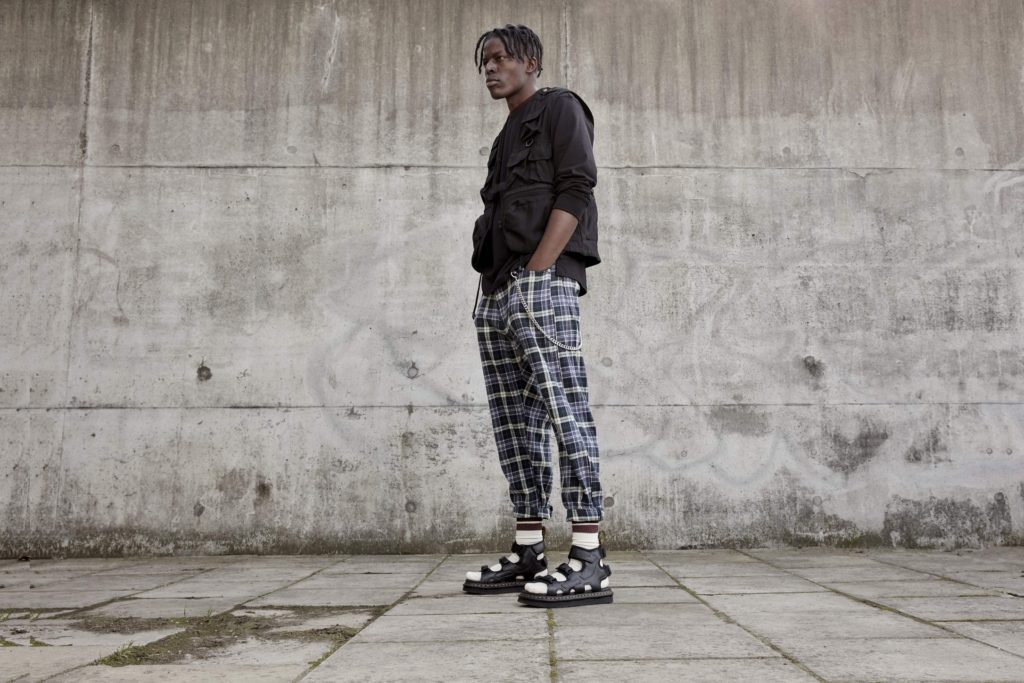 DR.MARTENS × SUICOKE コラボレーションサンダル