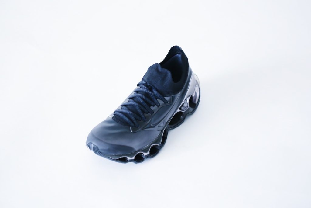 Mizuno WAVE PROPHECY SORAYAMA