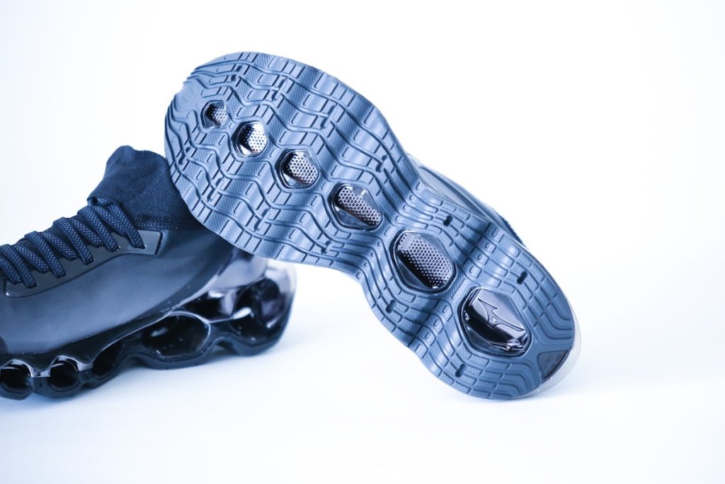 Mizuno WAVE PROPHECY SORAYAMA