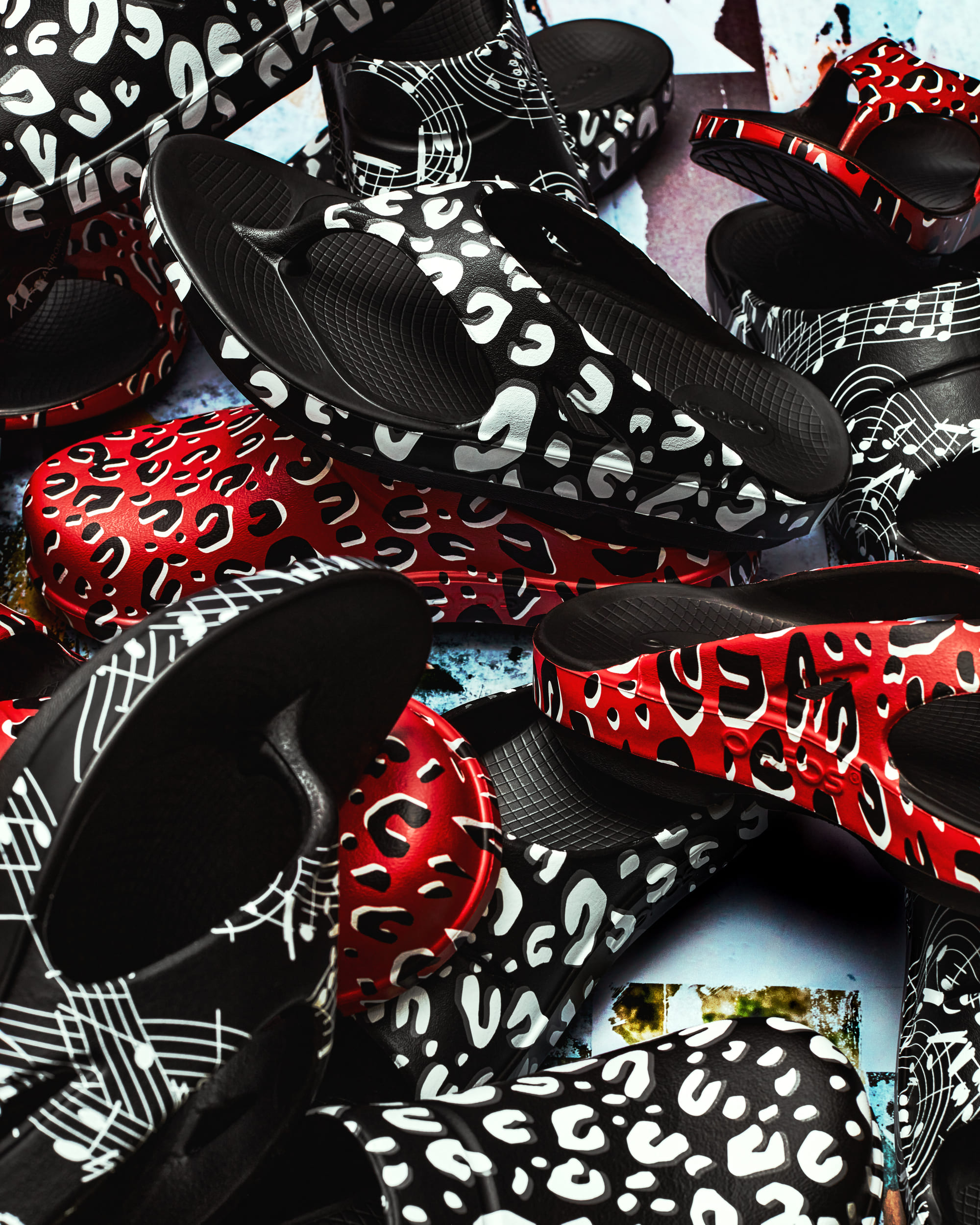 TAKAHIROMIYASHITATheSoloist. タカヒロミヤシタザソロイスト.　OOFOS ウーフォス サンダル