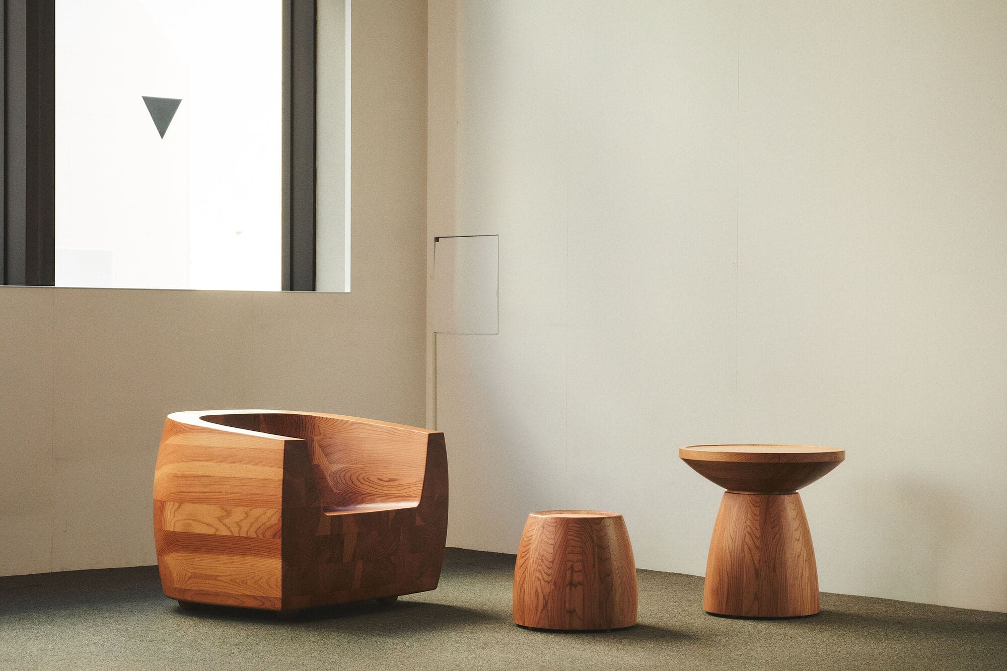 天童木工　HAROSHI YAECA 服部哲弘 服部恭子 ALMOSTBLACK 中嶋峻太 Perfume かしゆか